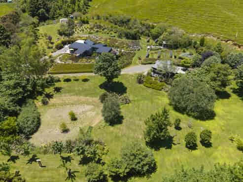 1585 Poihipi Road, Oruanui