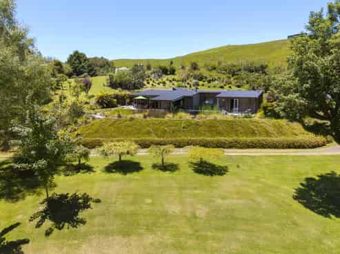 1585 Poihipi Road, Oruanui