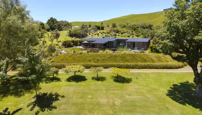 1585 Poihipi Road, Oruanui