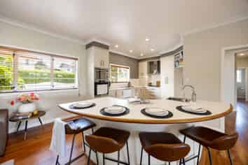 11A Wellington Street, Hamilton East