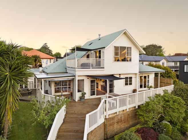 11A Wellington Street, Hamilton East