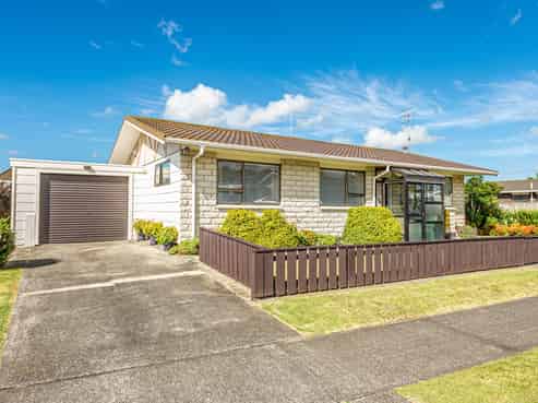 5A Bens Place, Springvale