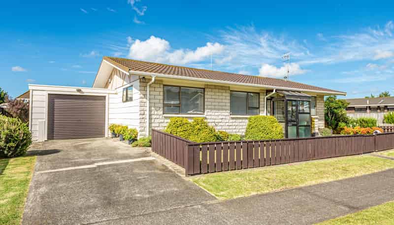 5A Bens Place, Springvale