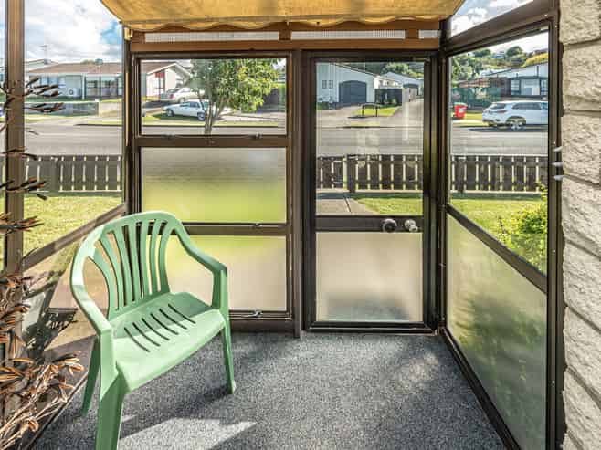 5A Bens Place, Springvale