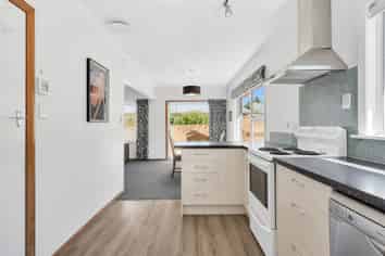 18 Cawthron Crescent, Annesbrook