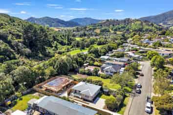 18 Cawthron Crescent, Annesbrook