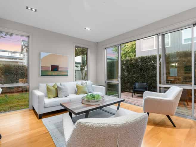 1B Bishop Street, Epsom