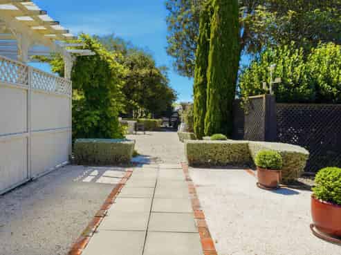 2 Church Street, Amberley