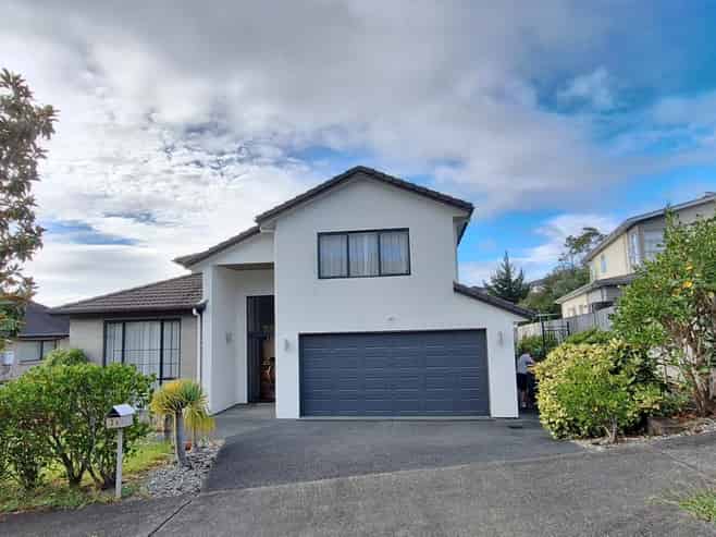 34 Borneo Drive, Fairview Heights