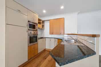 1K/118 Gladstone Road , Parnell