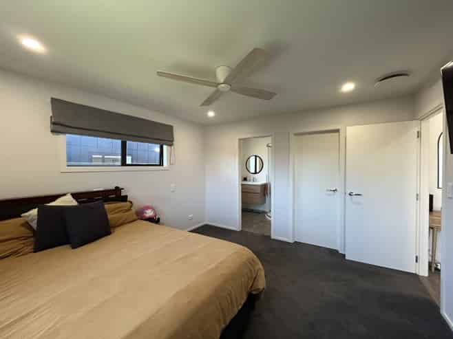 925a Nelson Street North, Mahora