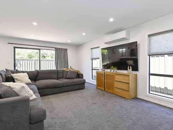 925a Nelson Street North, Mahora