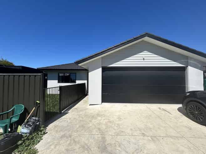 925a Nelson Street North, Mahora