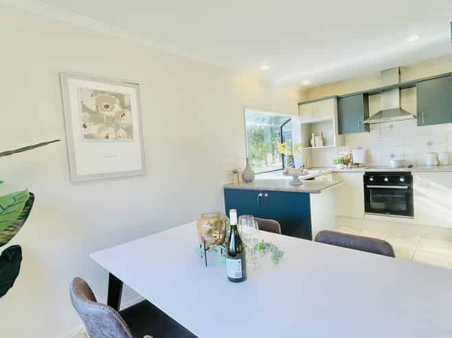 1266 New North Road, Avondale