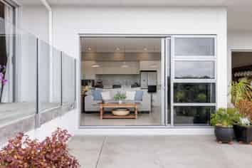 16 Rexford Heights, Pyes Pa