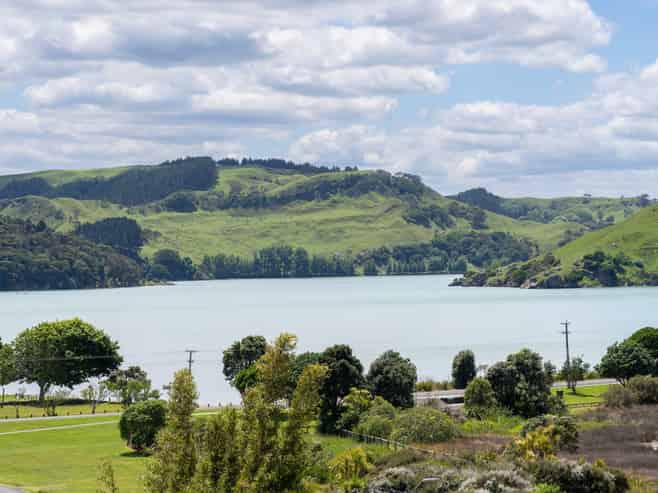 37 Long street, Raglan