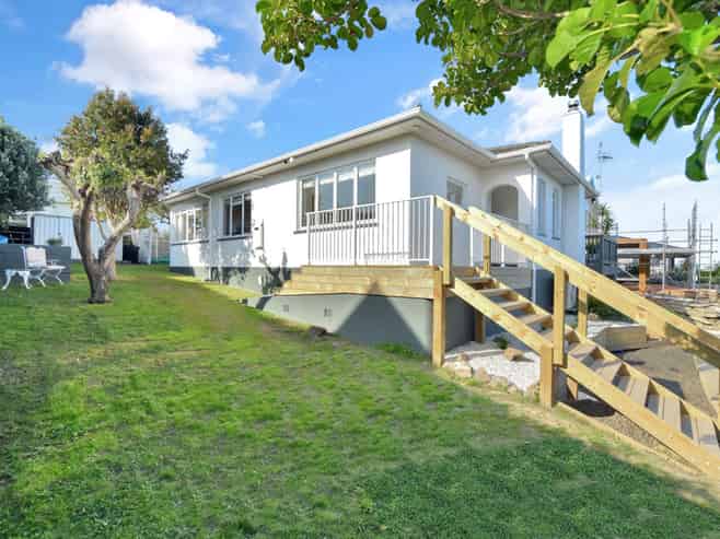 187 Otumoetai Road, Brookfield