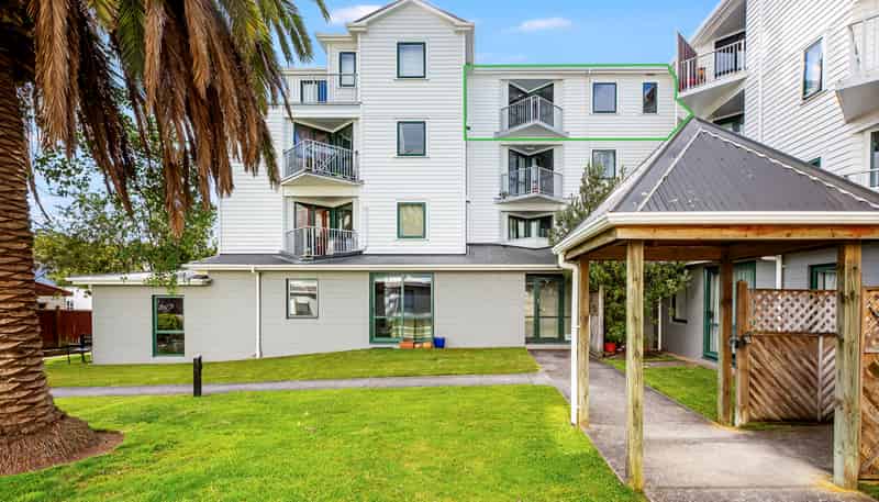 D3/13 Palm Grove, Berhampore