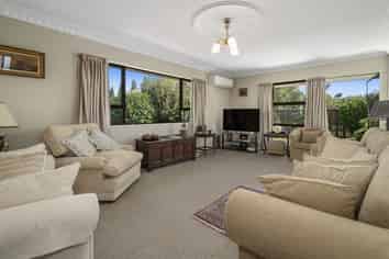 111A Kings Avenue, Matua