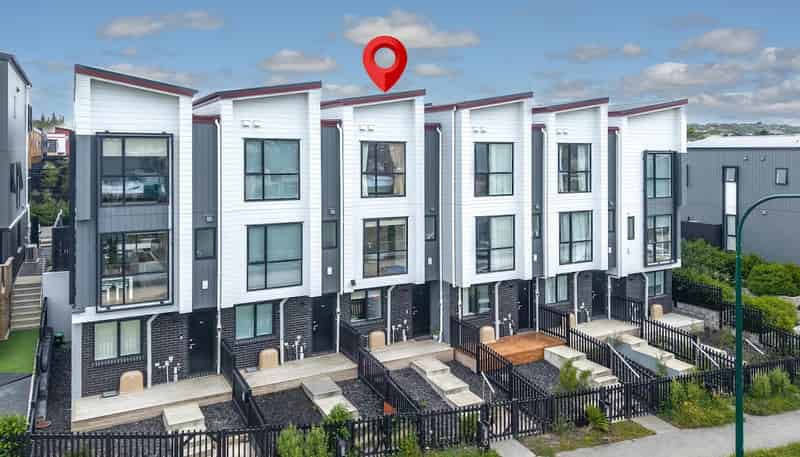 54 Whakatupu Road, Flat Bush