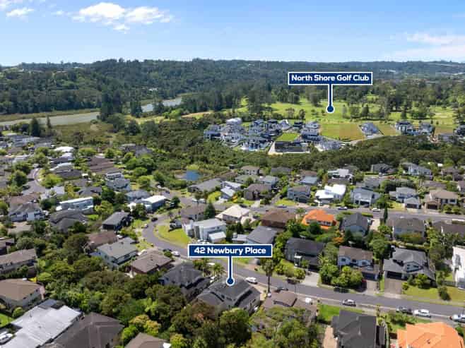 42 Newbury Place, Schnapper Rock