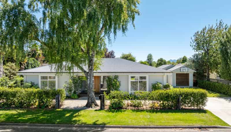 12 Ward Street, Springlands