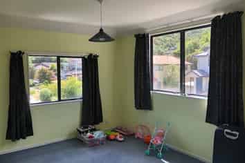 78 Woodhouse Avenue, Karori