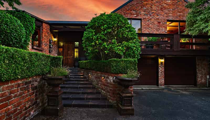 93 Gala Street, Queens Park