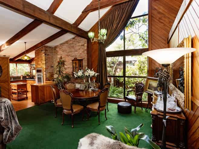 93 Gala Street, Queens Park