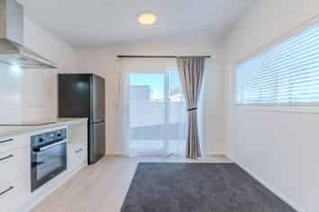 A/27 Ravelston Street, Saint Kilda