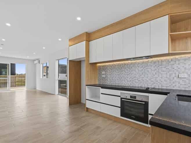 13 Wingrove Close, Rosehill