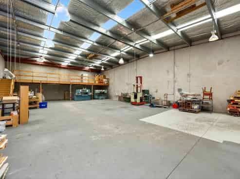 Wairau industrial that ticks the boxes