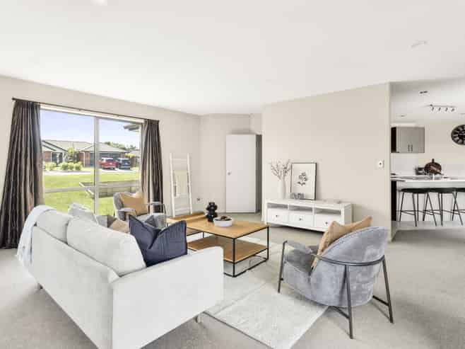 5 Vosper Close, Leamington