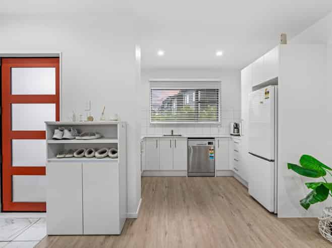 37 Eileen Newey Place, Henderson