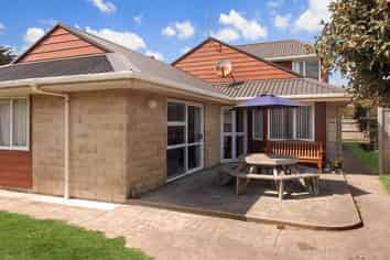 Manawatu / Whanganui - Address withheld