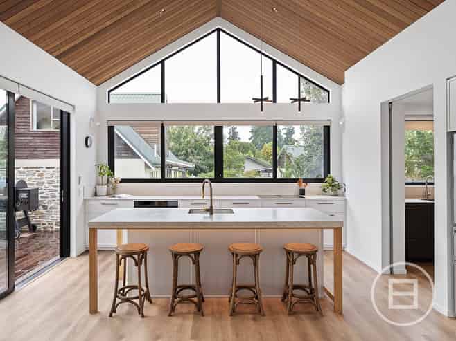 6 Heuchan Lane, WANAKA