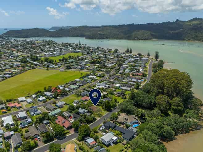 101 Robinson Road, Whitianga