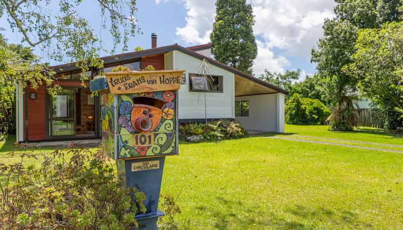 101 Robinson Road, Whitianga