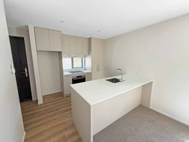 2/34 Peer Street, Upper Riccarton