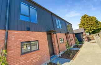 2/34 Peer Street, Upper Riccarton