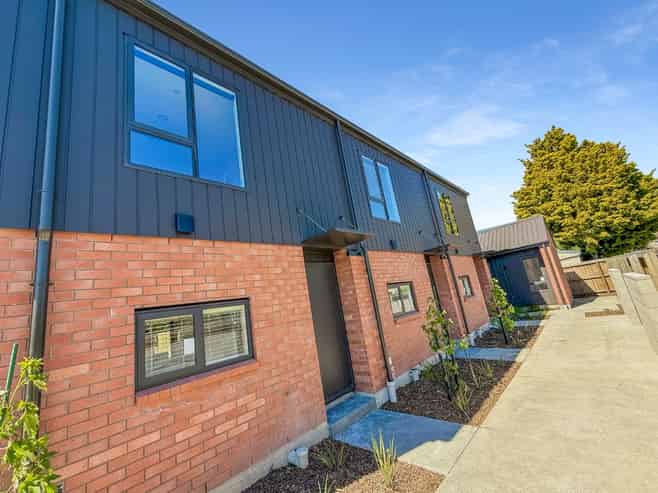 2/34 Peer Street, Upper Riccarton