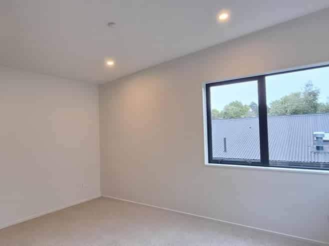 28C Ashby Ave, Saint Heliers