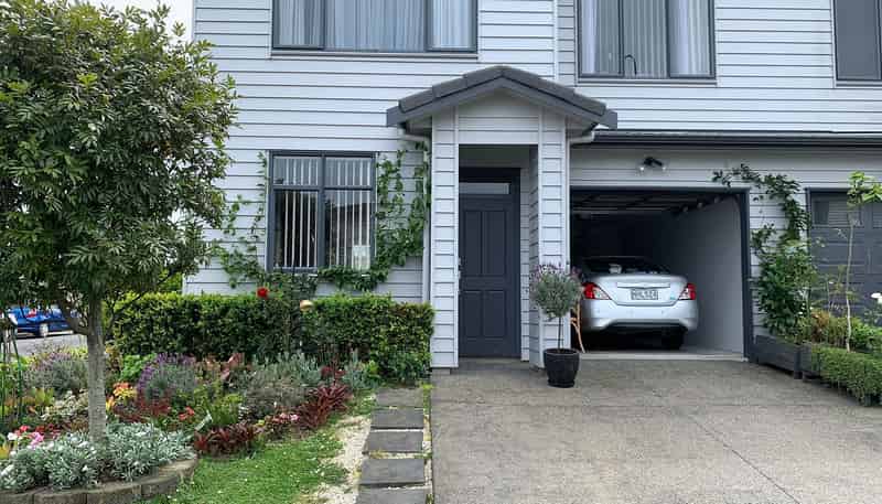 2 Bushpark Place, Flat Bush