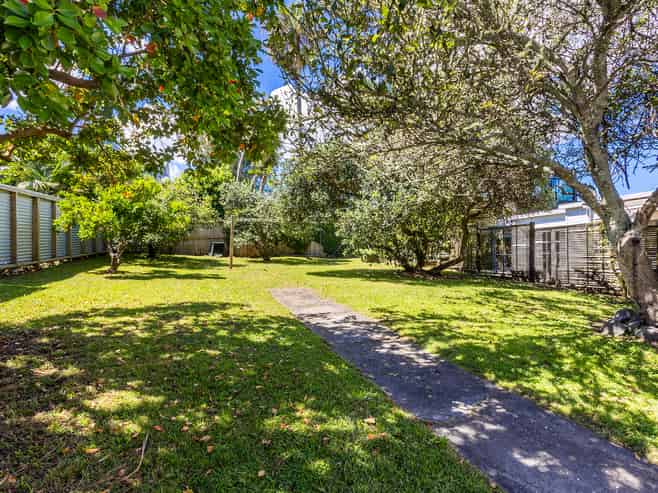 7 Edgars Road, Westmere