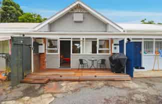 3/9 August Place, Greenlane