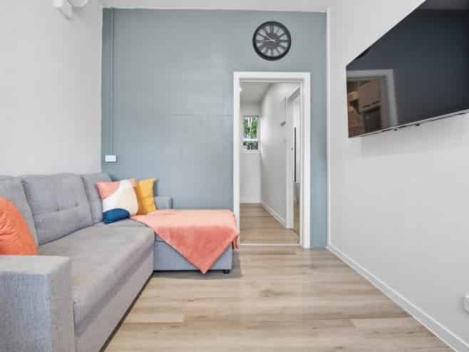 3/9 August Place, Greenlane