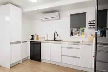 160 Laingholm Drive, Laingholm