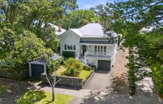 17 St Andrews Road, Epsom