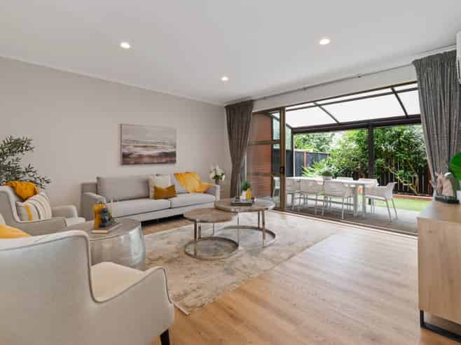 23 Singleton Avenue, Stonefields