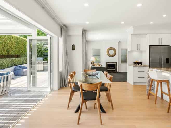 27A St Michaels Avenue, Point Chevalier